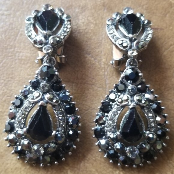 RARE VINTAGE JOSE & MARIA BARRERA BLACK CRYSTAL DROP EVENING CHANDELIER EARRINGS - Picture 5 of 12